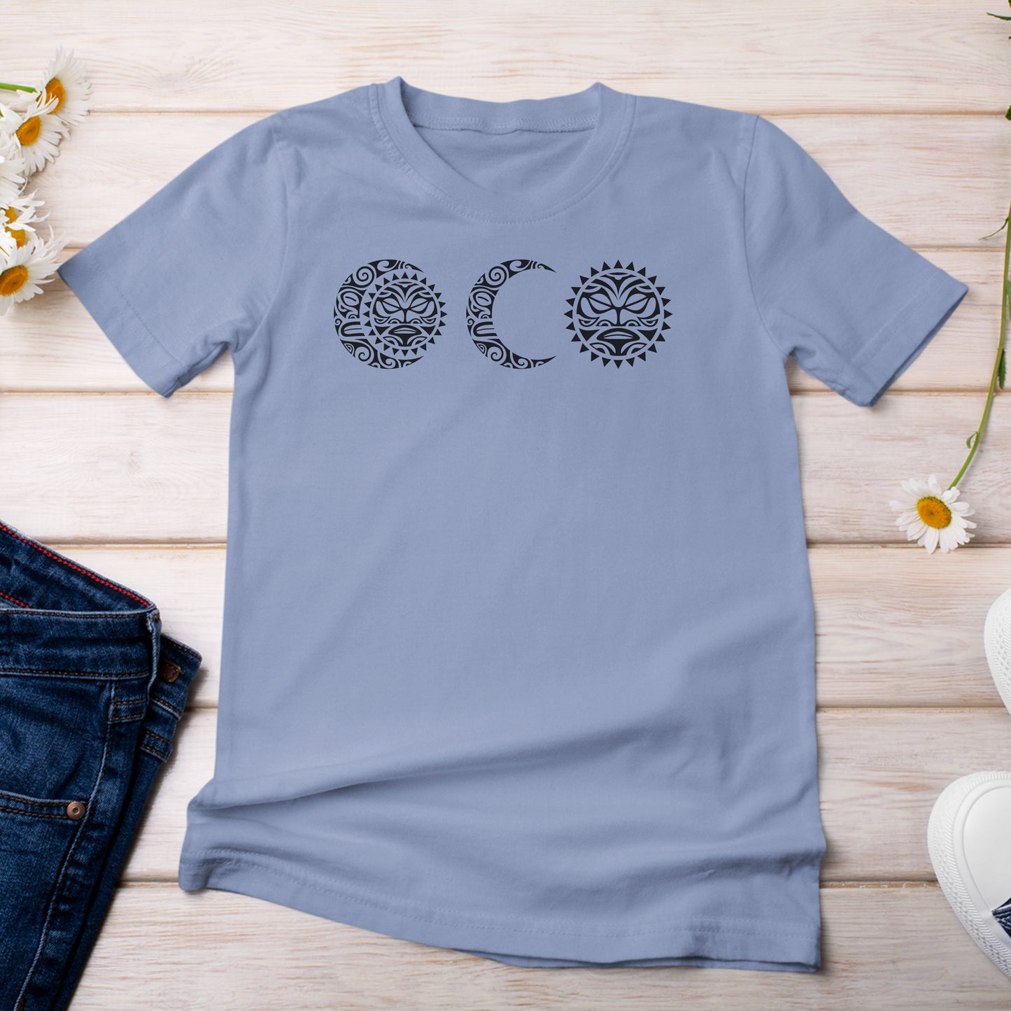 Maori Sun Moon Design T-shirt