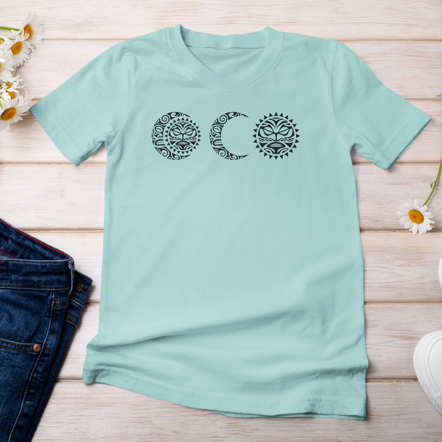 Maori Sun Moon Design T-shirt